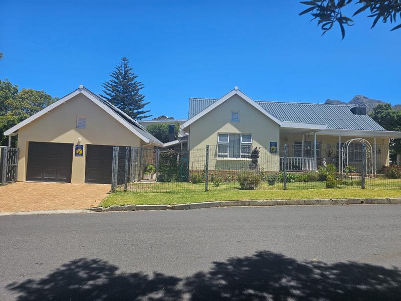 3 Bedroom Property for Sale in Kleinmond Western Cape